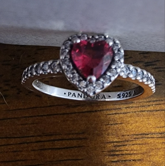 Pandora Elevated Red Heart Ring size 54 - Picture 9 of 10